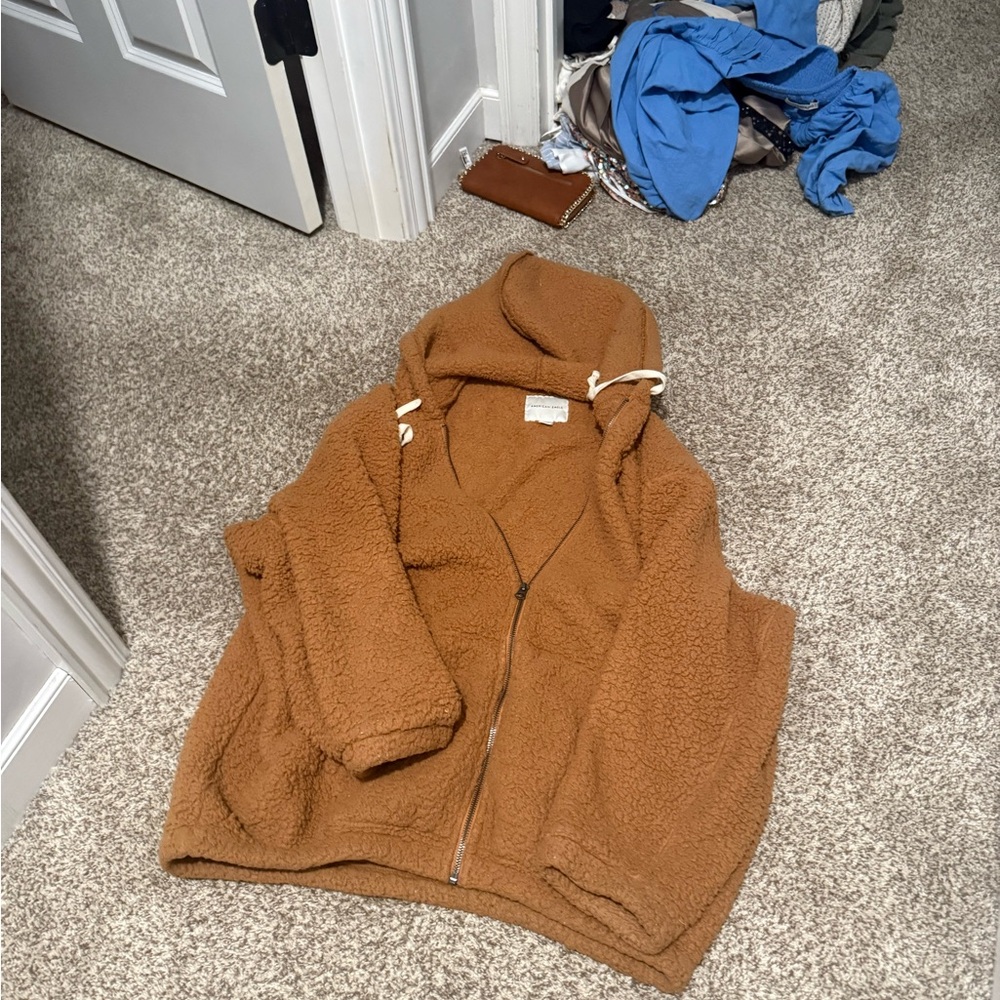 American Eagle Outfitters Tan Sherpa Jacket